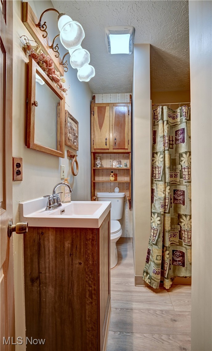 2407 Fletcher Avenue NE Canton OH 44705