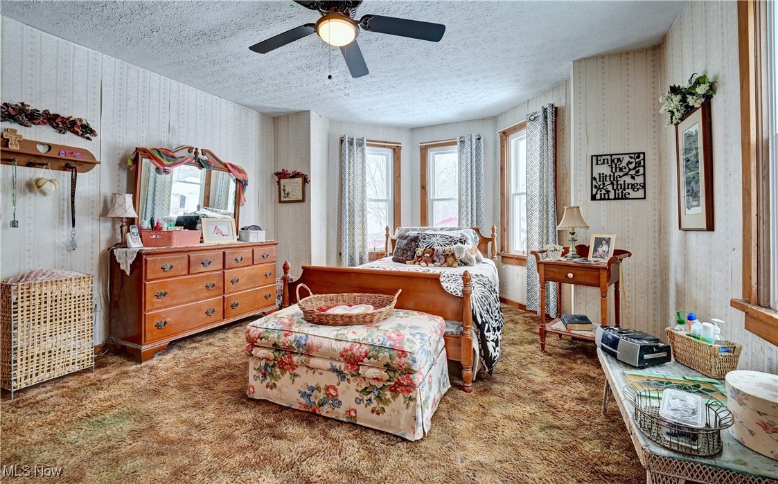 2407 Fletcher Avenue NE Canton OH 44705