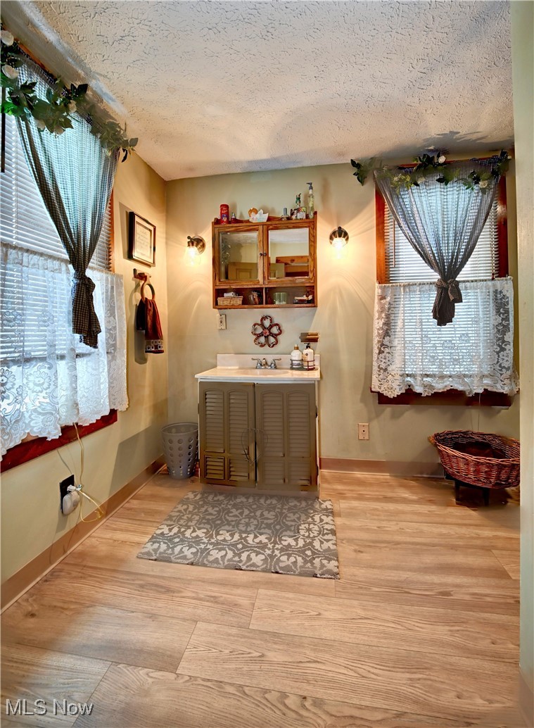 2407 Fletcher Avenue NE Canton OH 44705