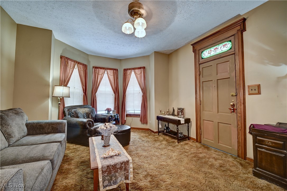 2407 Fletcher Avenue NE Canton OH 44705