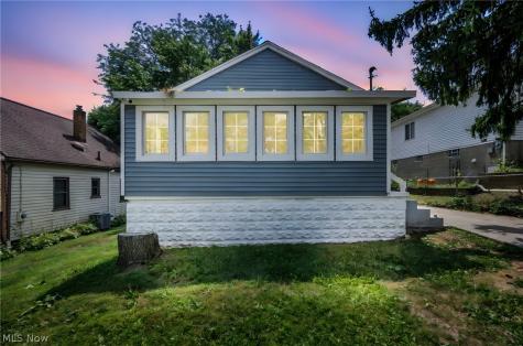 364 Rexford Street Akron OH 44314