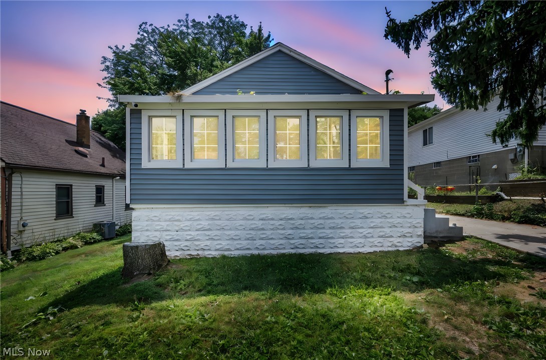 364 Rexford Street Akron OH 44314