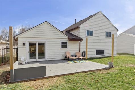 110 Wilshire Court Elyria OH 44035