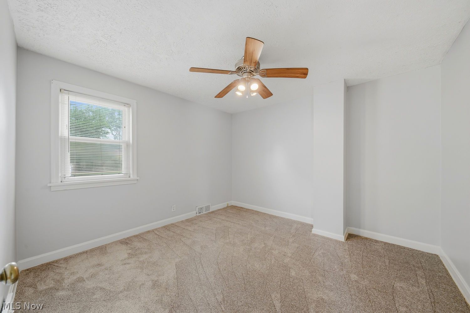 427 Valleyview Avenue NW Canton OH 44708