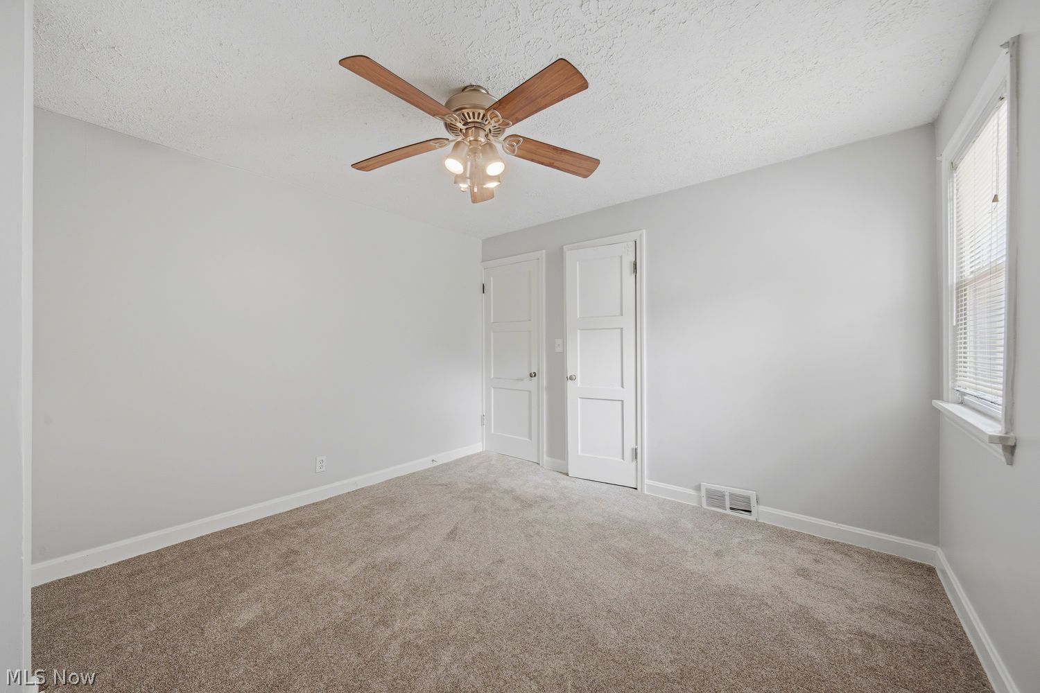 427 Valleyview Avenue NW Canton OH 44708