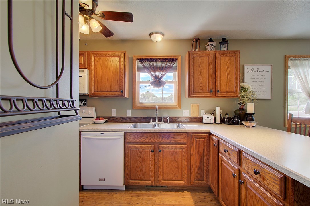 14157 Lisbon Street NE Paris OH 44669