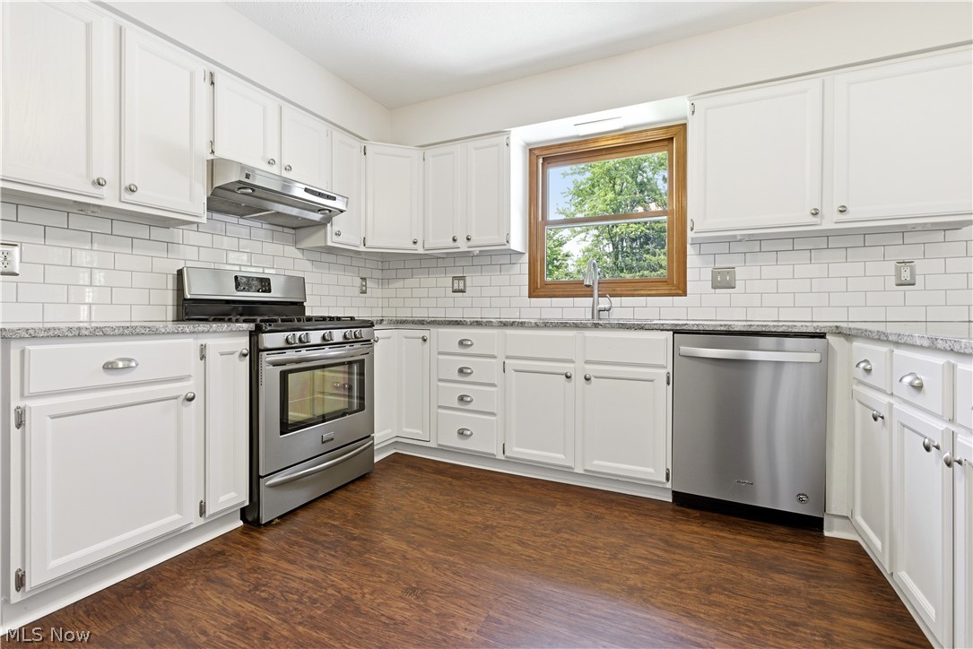 8960 Laurel Lane North Royalton OH 44133