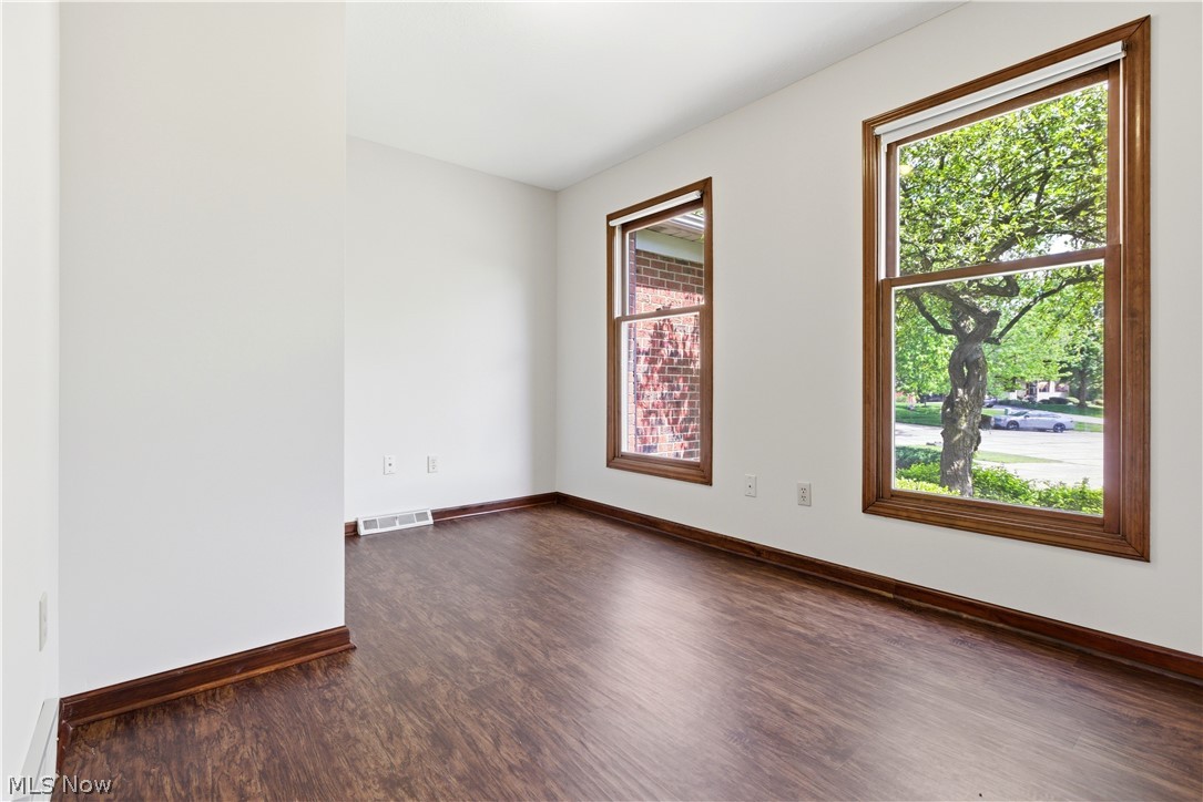 8960 Laurel Lane North Royalton OH 44133