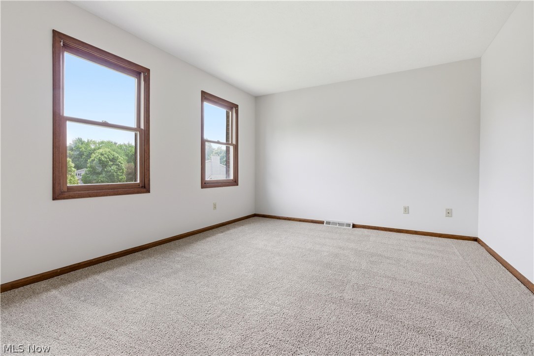 8960 Laurel Lane North Royalton OH 44133