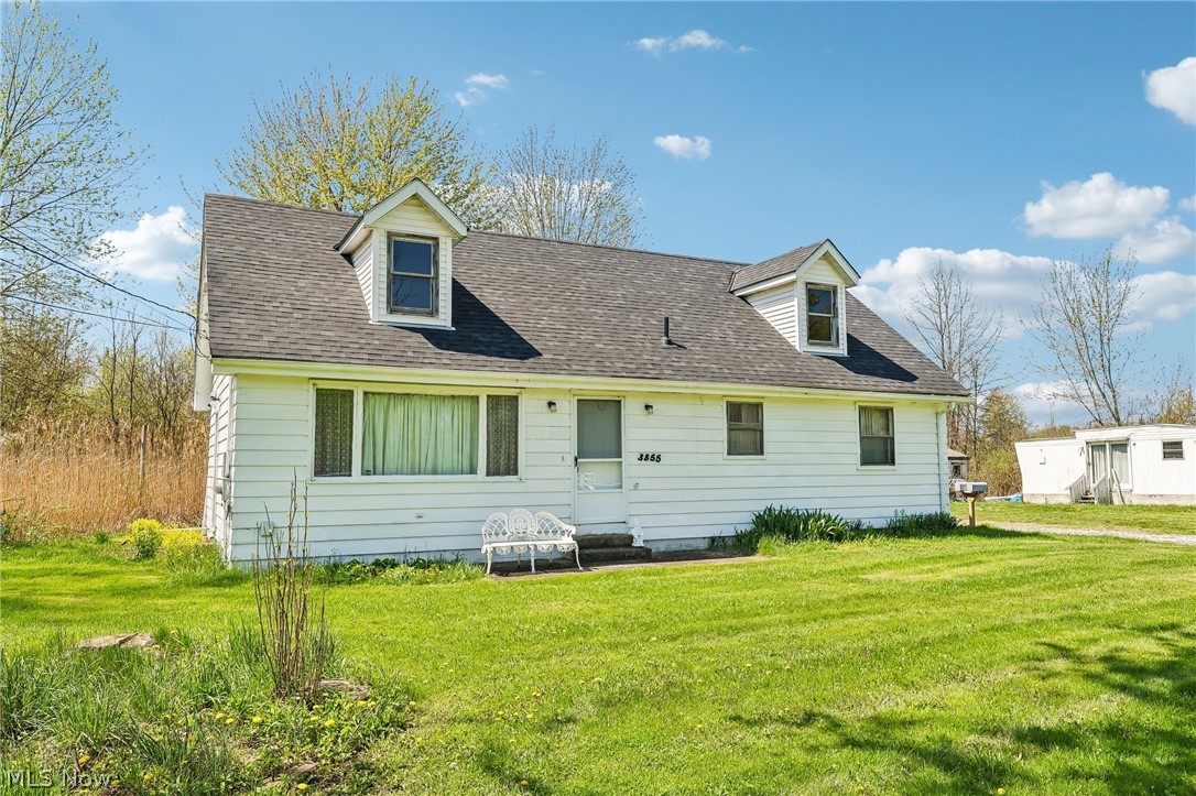 3855,3871 N Broadway Geneva OH 44041