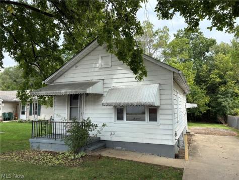 4031 Elyria Avenue Lorain OH 44055