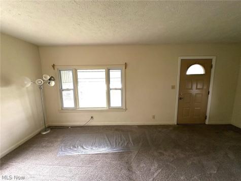 4031 Elyria Avenue Lorain OH 44055