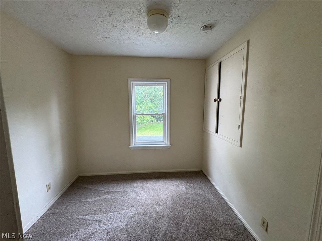 4031 Elyria Avenue Lorain OH 44055
