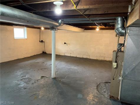 4031 Elyria Avenue Lorain OH 44055