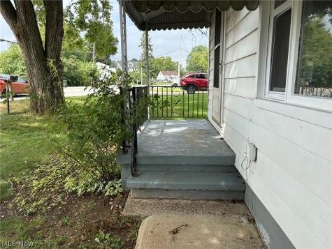 4031 Elyria Avenue Lorain OH 44055