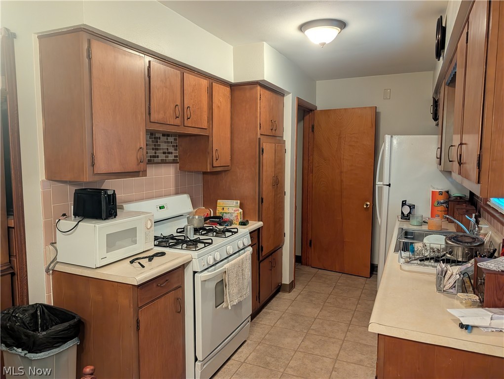 1124 W 37th Street Lorain OH 44052