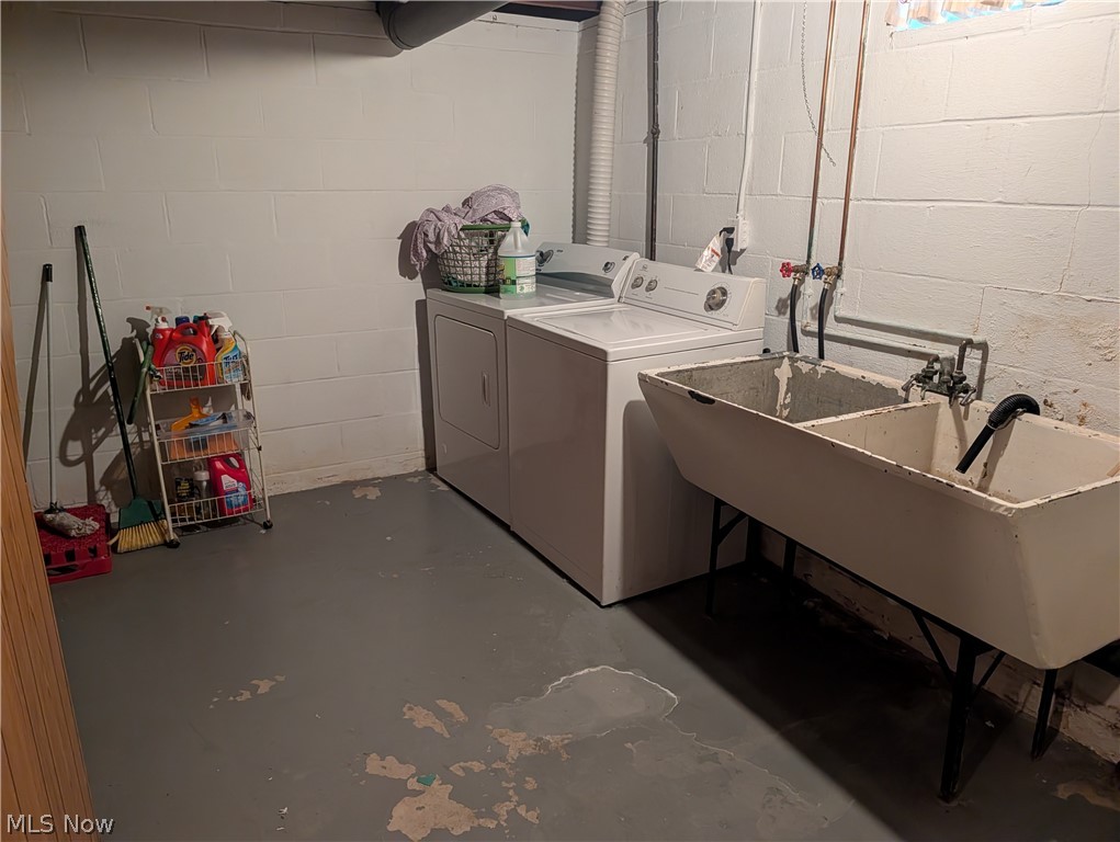 1124 W 37th Street Lorain OH 44052