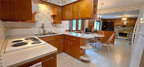 11198 Gordon Drive Parma OH 44130