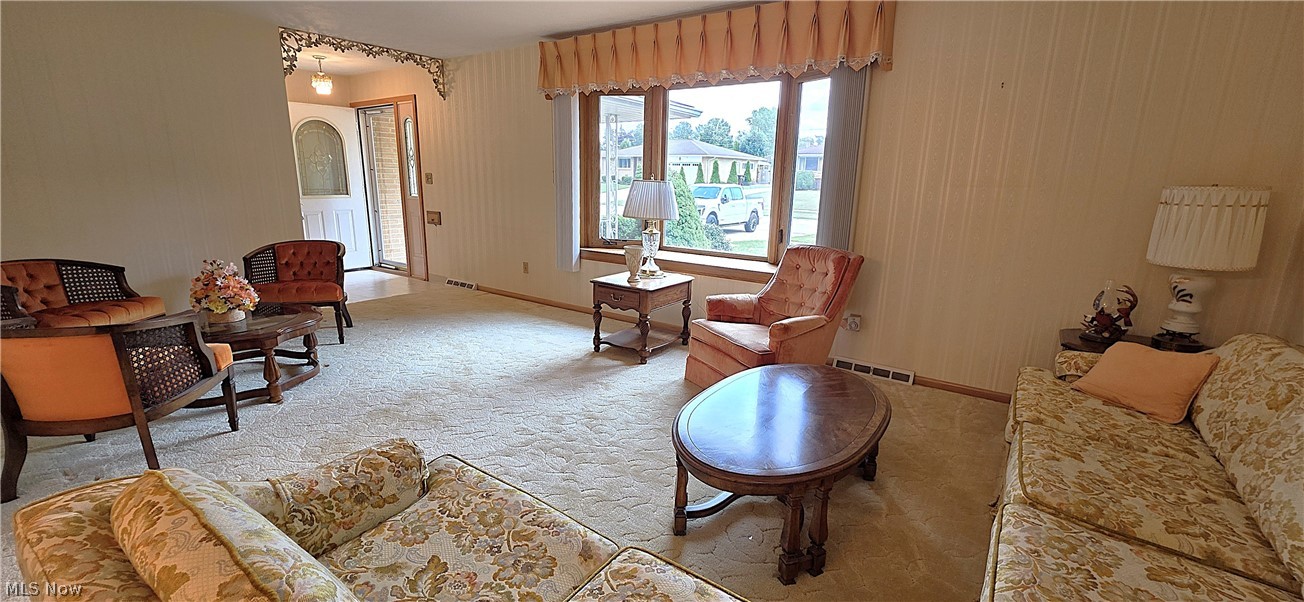 11198 Gordon Drive Parma OH 44130