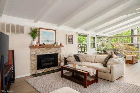 2398 Chestnut Drive Westlake OH 44145