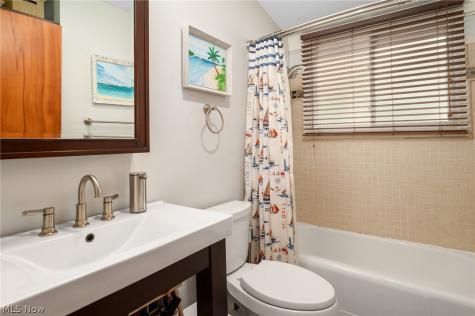 2398 Chestnut Drive Westlake OH 44145