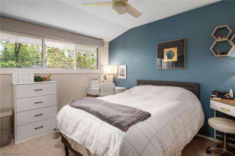 2398 Chestnut Drive Westlake OH 44145