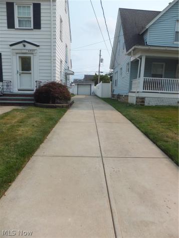 6905 Plainfield Avenue Cleveland OH 44144