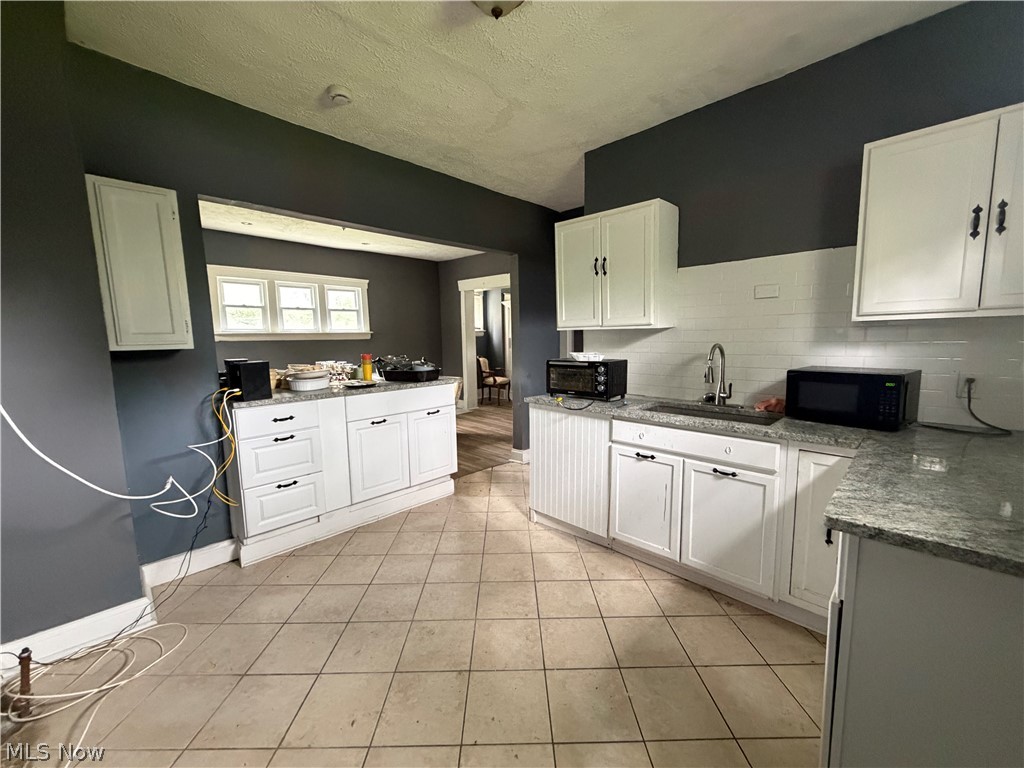 1105 Lakeview Road Cleveland OH 44108