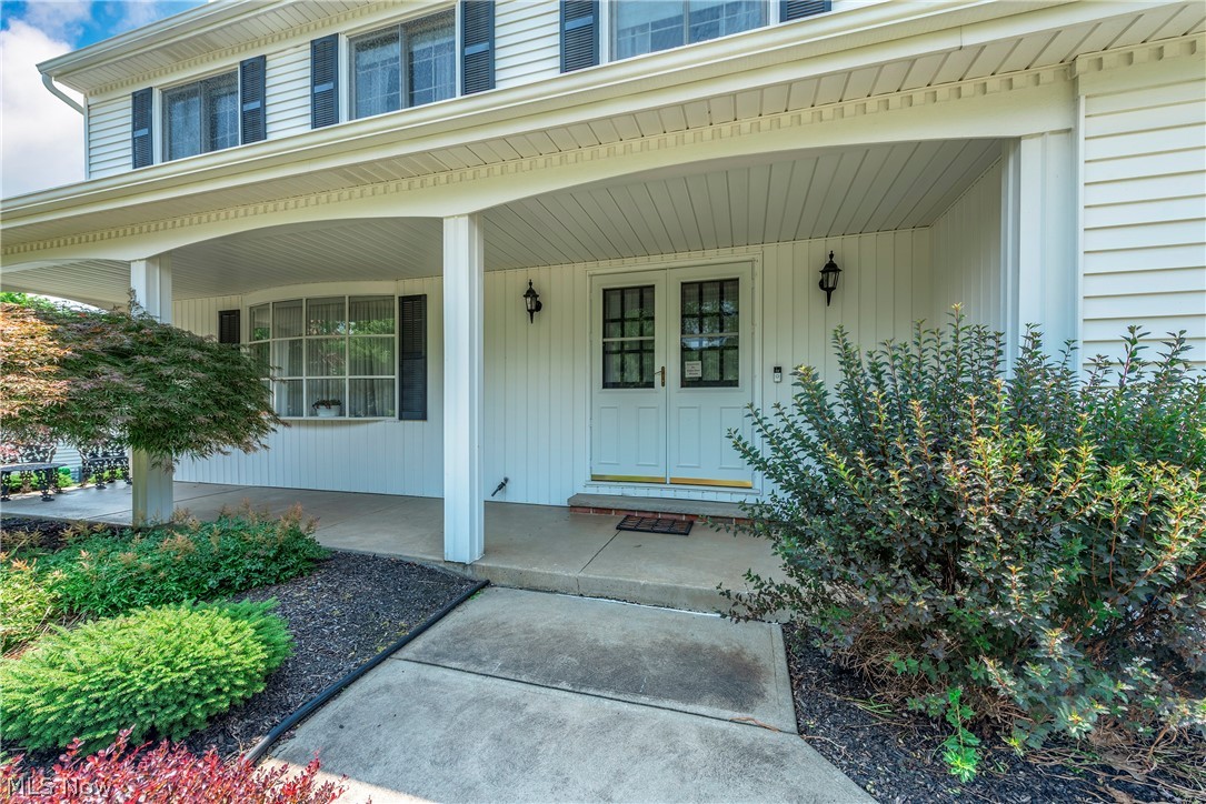 9470 Whitewood Road Brecksville OH 44141