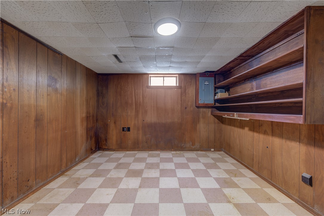 9470 Whitewood Road Brecksville OH 44141