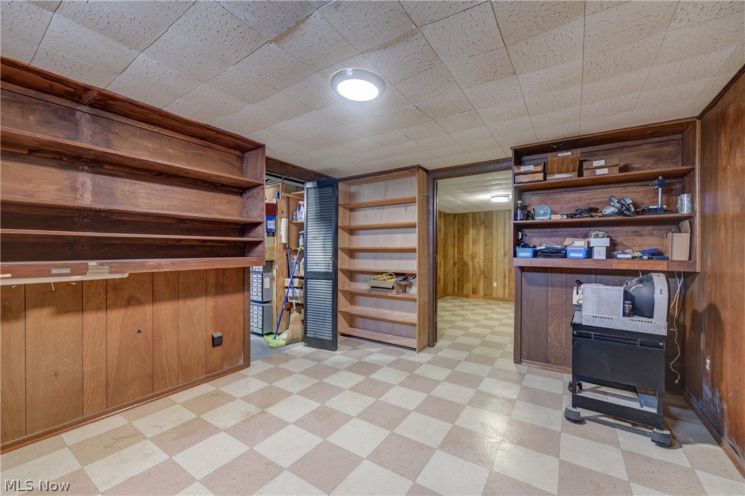 9470 Whitewood Road Brecksville OH 44141