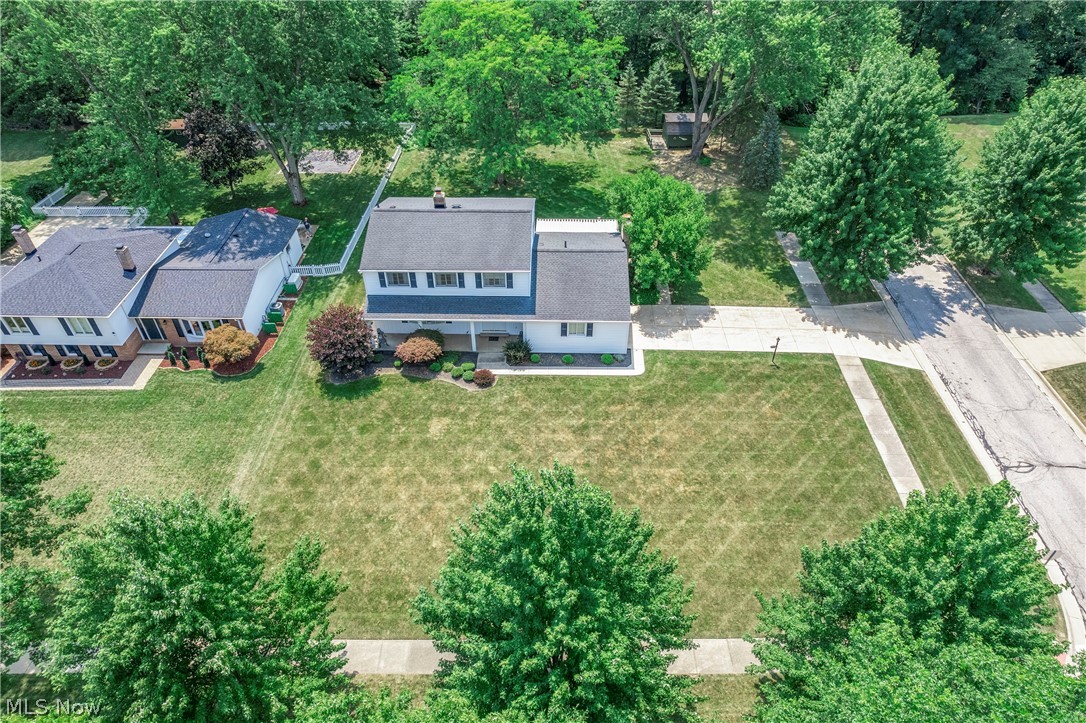 9470 Whitewood Road Brecksville OH 44141