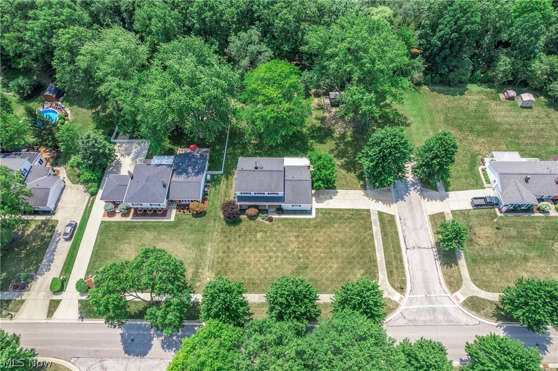 9470 Whitewood Road Brecksville OH 44141