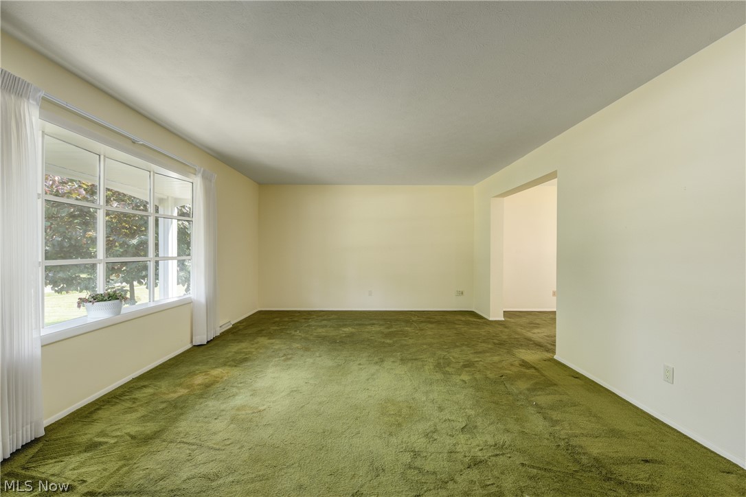 9470 Whitewood Road Brecksville OH 44141