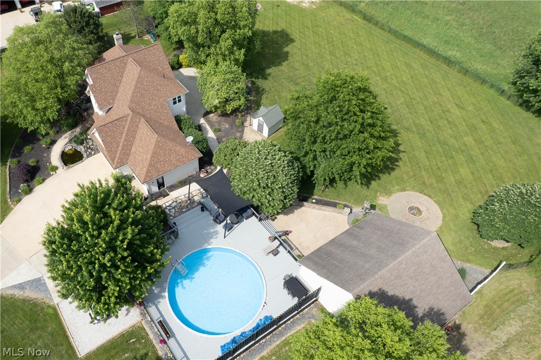 4456 Maplegrove Avenue Louisville OH 44641