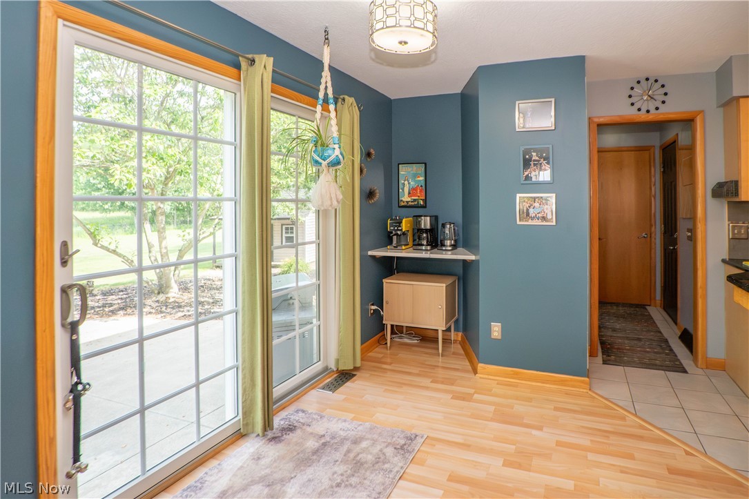 4456 Maplegrove Avenue Louisville OH 44641