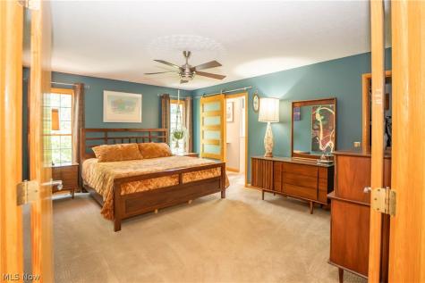 4456 Maplegrove Avenue Louisville OH 44641