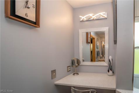 4456 Maplegrove Avenue Louisville OH 44641