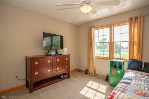 4456 Maplegrove Avenue Louisville OH 44641