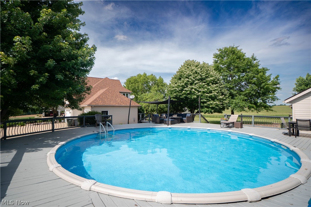 4456 Maplegrove Avenue Louisville OH 44641