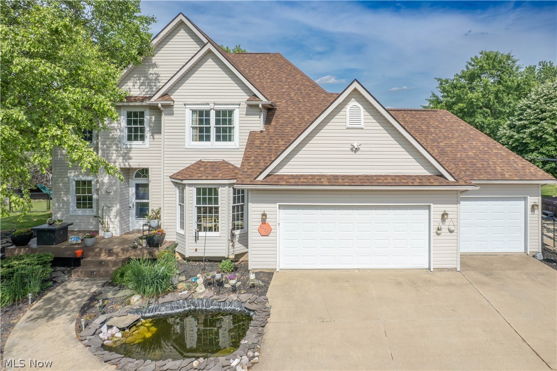 4456 Maplegrove Avenue Louisville OH 44641