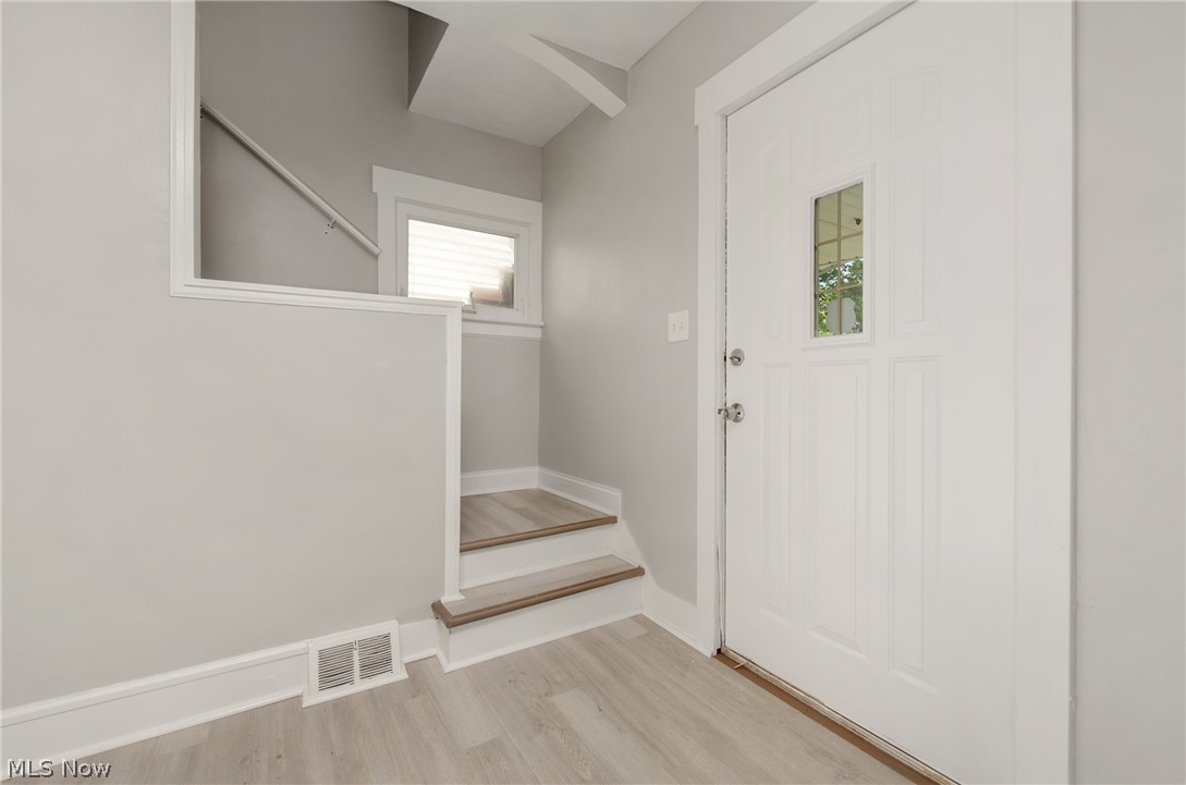 2024 W 99th Street Cleveland OH 44102