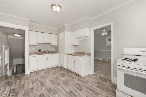 2024 W 99th Street Cleveland OH 44102