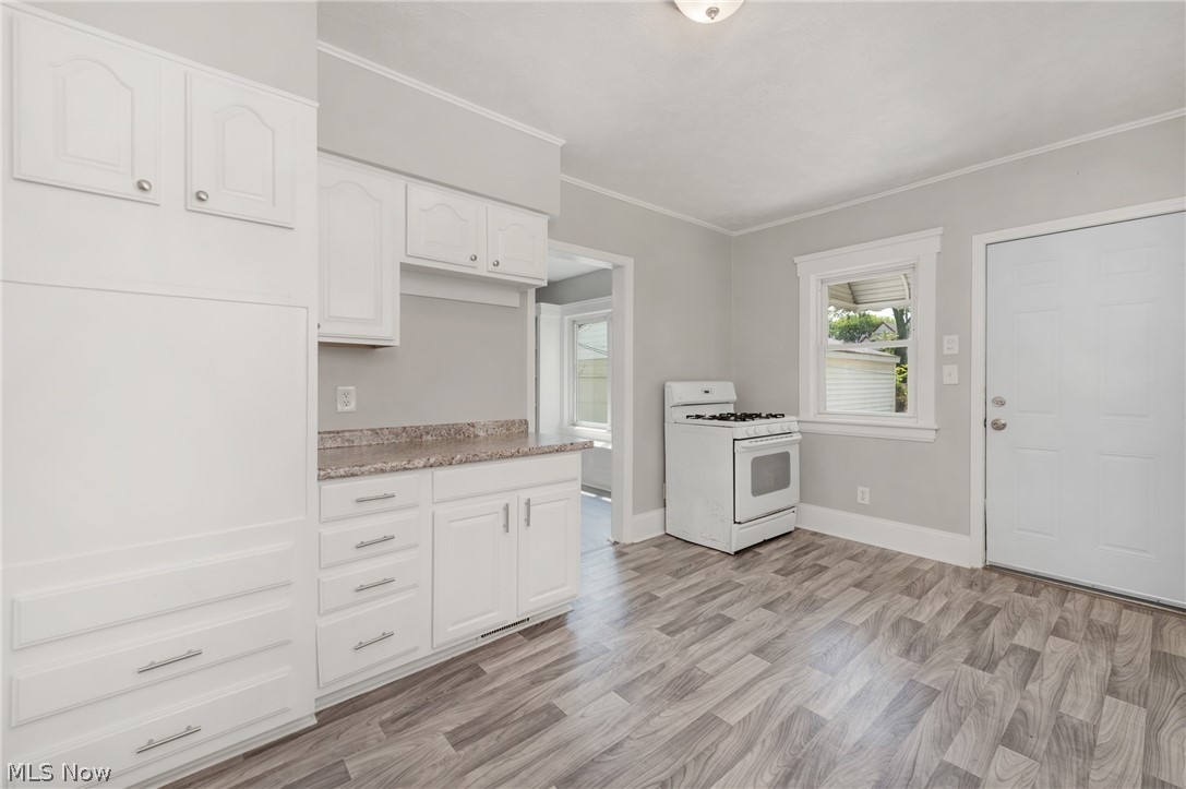 2024 W 99th Street Cleveland OH 44102