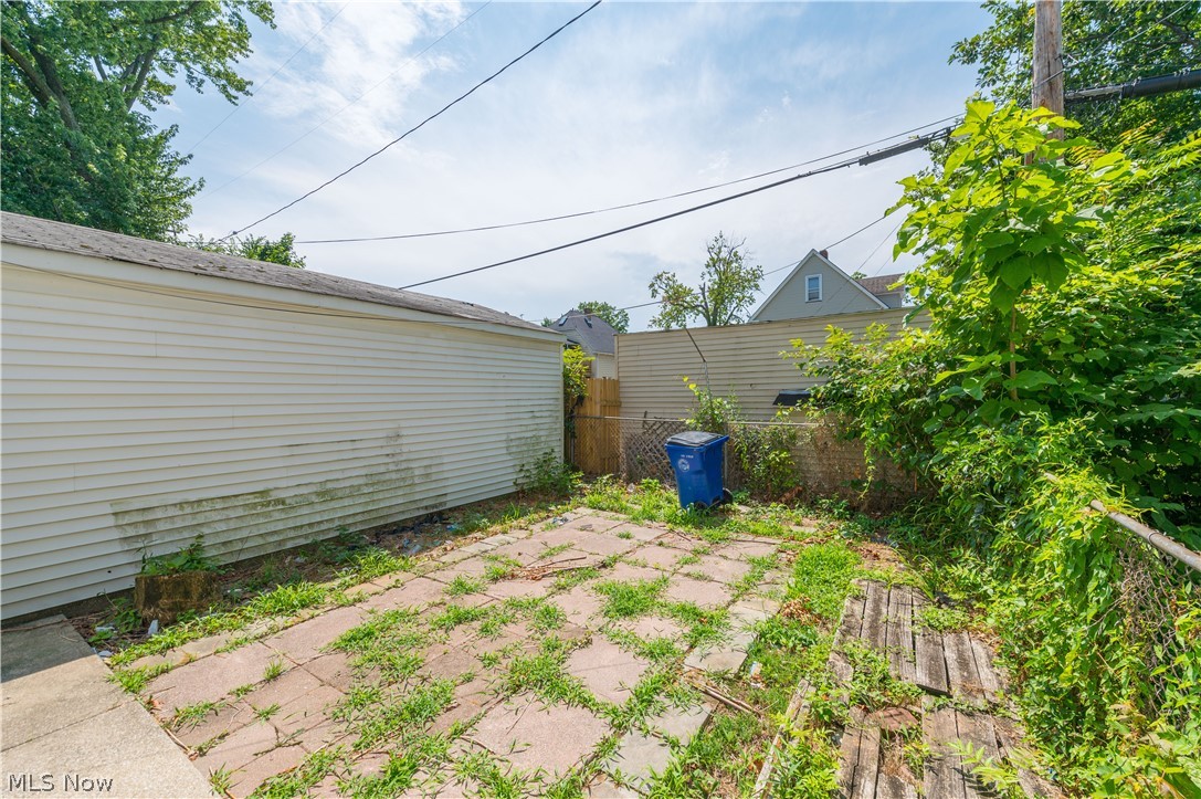 2024 W 99th Street Cleveland OH 44102