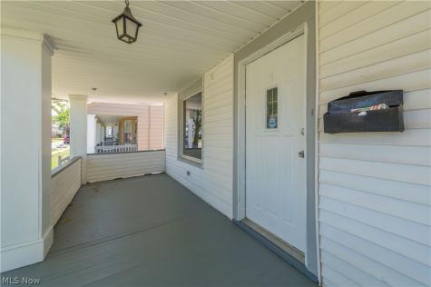 2024 W 99th Street Cleveland OH 44102