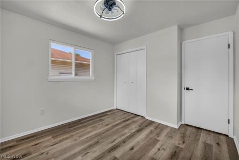 15424 Holland Road Brook Park OH 44142