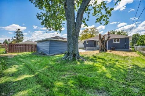 15424 Holland Road Brook Park OH 44142