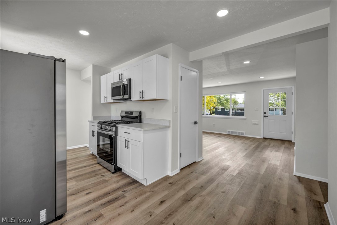 15424 Holland Road Brook Park OH 44142