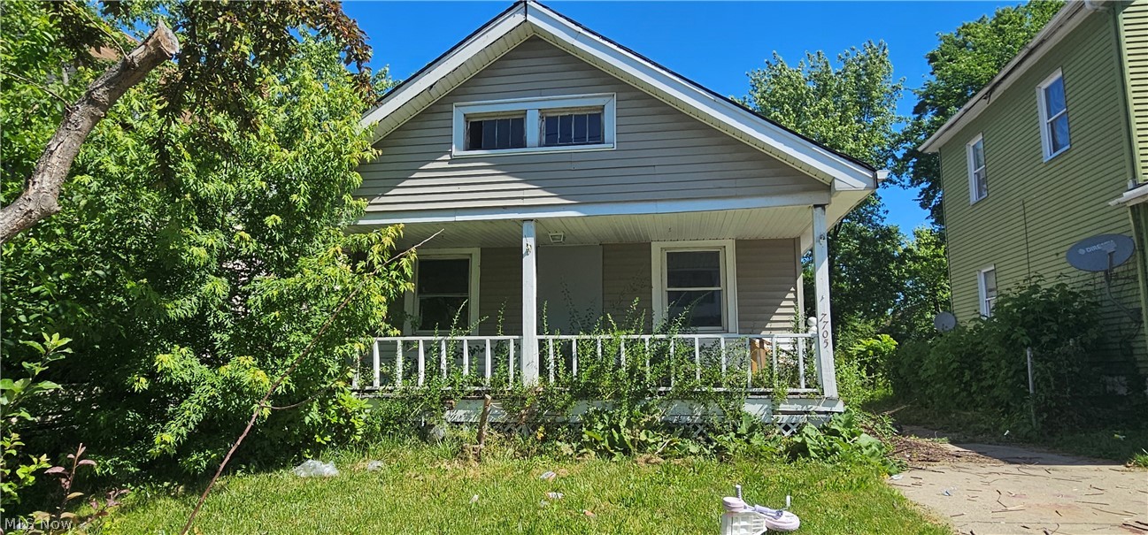 7705 New York Avenue Cleveland OH 44105